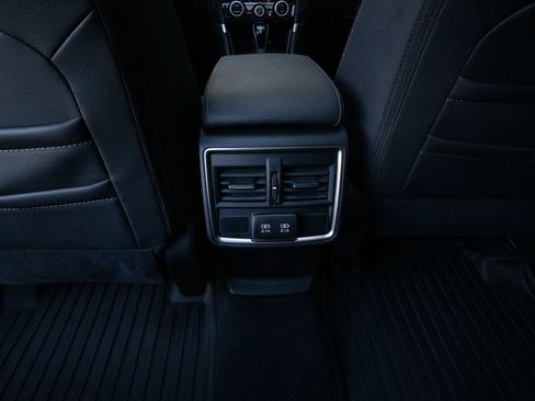 Used 2019 Subaru Forester Limited AWD/4WD image 18