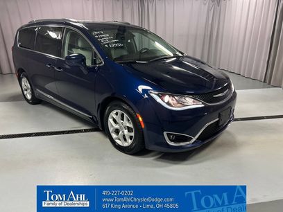 Used 2017 Chrysler Pacifica Touring-L Plus
