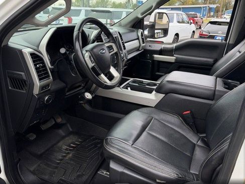 Used 2020 Ford F350 Lariat w/ Lariat Ultimate Package image 4