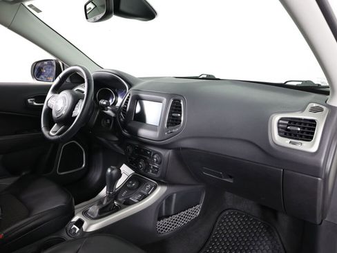 Used 2019 Jeep Compass Latitude w/ Popular Equipment Group image 23