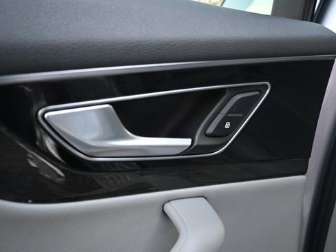 Used 2018 Audi Q7 3.0T Prestige w/ Prestige Package image 45