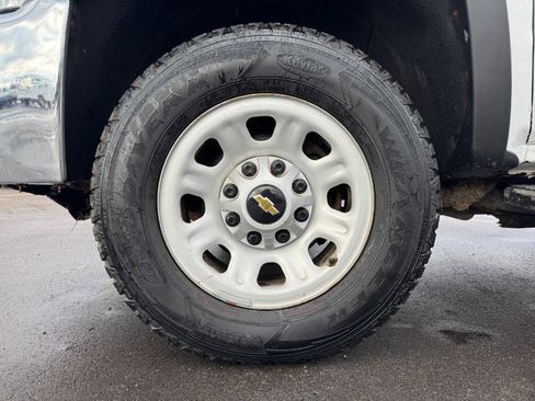Used 2017 Chevrolet Silverado 3500 LT image 13
