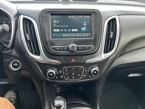 Certified 2018 Chevrolet Equinox LT image 19