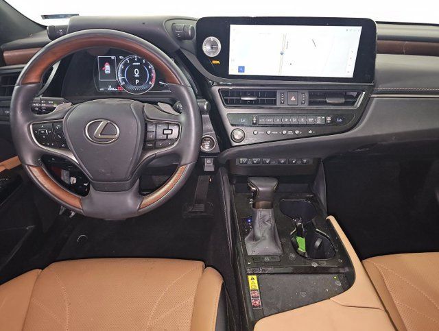Used 2025 Lexus ES 350 Ultra Luxury FWD image 8