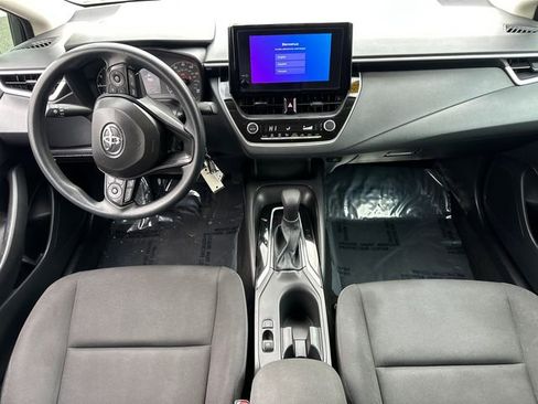 Certified 2025 Toyota Corolla LE FWD image 21