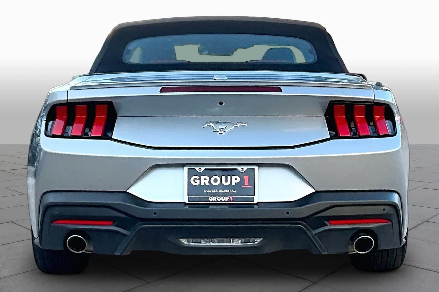 Used 2024 Ford Mustang Premium RWD image 5