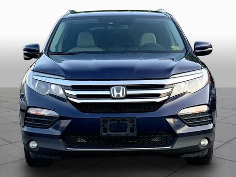 Used 2018 Honda Pilot Touring image 4