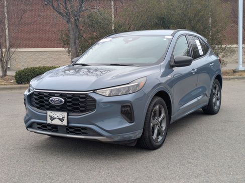 Certified 2024 Ford Escape ST-Line w/ Tech Pack #1 image 9