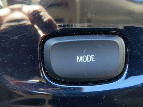 Used 2023 Buick Envision Preferred image 27