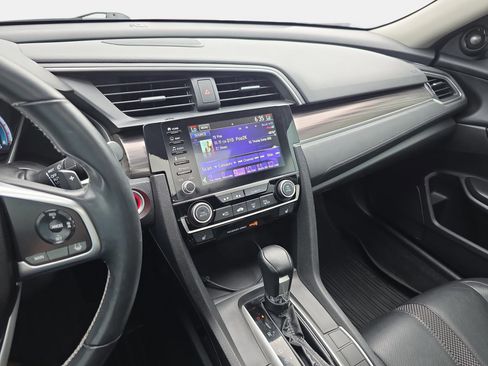 Used 2020 Honda Civic Touring image 19