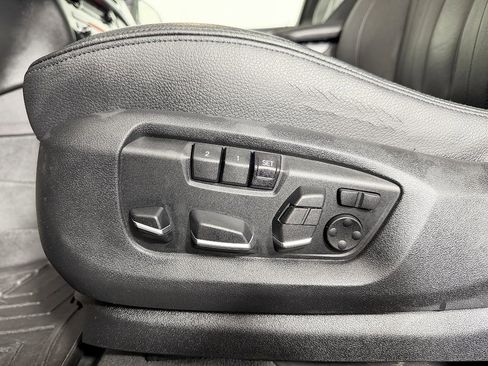 Used 2015 BMW X5 xDrive50i AWD/4WD image 37