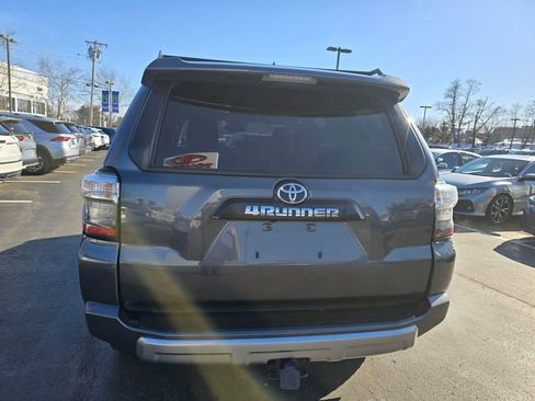 Certified 2020 Toyota 4Runner TRD Off-Road Premium w/ Moonroof Package image 8