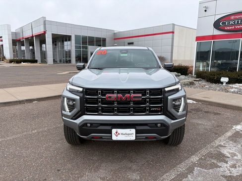 Used 2024 GMC Canyon AT4 w/ AT4 Premium Package image 9