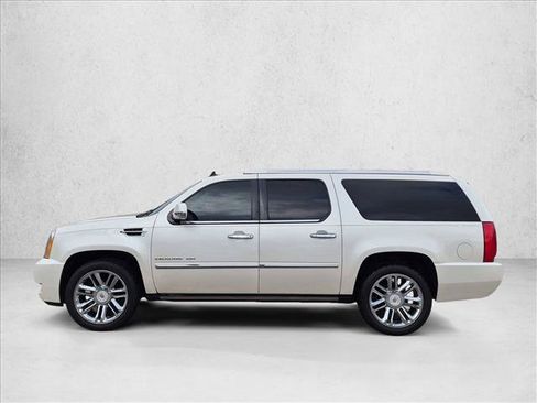 Used 2012 Cadillac Escalade ESV Platinum AWD/4WD image 8