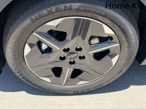 New 2026 Kia EV6 Light RWD image 8