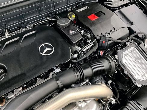 Used 2026 Mercedes-Benz GLB 250 image 30