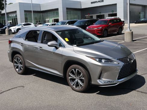 Used 2022 Lexus RX 350 FWD w/ Premium Package image 2