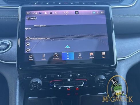 Used 2022 Jeep Grand Cherokee Limited w/ Luxury Tech Group II RWD image 23