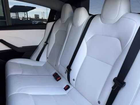 Used 2024 Tesla Model 3 Long Range image 38