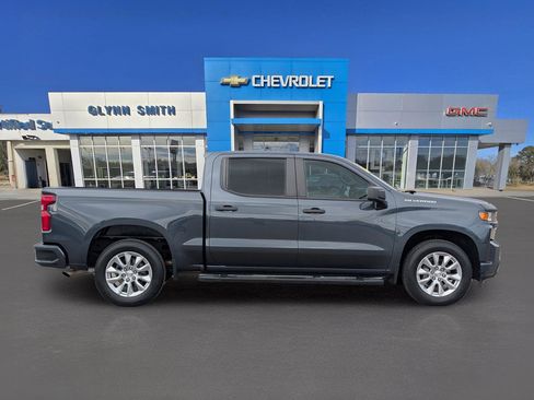 Used 2022 Chevrolet Silverado 1500 Custom w/ Safety Confidence Package image 7