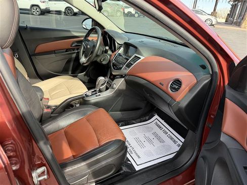 Used 2013 Chevrolet Cruze LT image 10