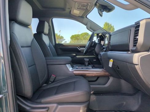 New 2026 Chevrolet Silverado 1500 LT Trail Boss w/ Convenience Package II AWD/4WD image 32