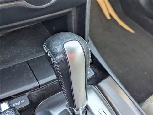 Used 2015 Honda Crosstour EX-L image 11