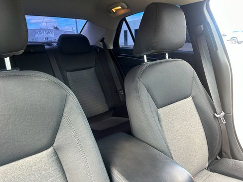 Used 2023 Chrysler 300 Touring image 31