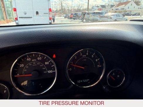 Used 2015 Jeep Wrangler Unlimited Sport w/ Connectivity Group image 12