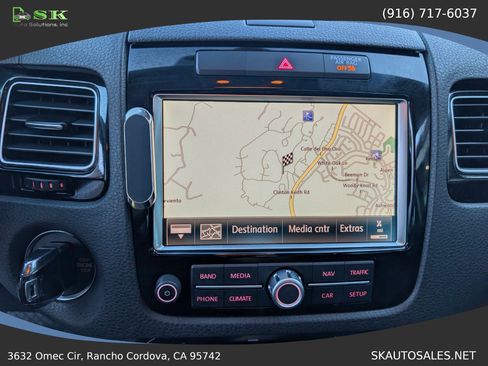Used 2011 Volkswagen Touareg VR6 AWD/4WD image 19