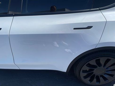 Used 2021 Tesla Model Y Performance AWD/4WD image 26