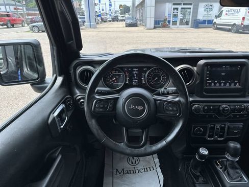 Used 2022 Jeep Wrangler Unlimited Sport AWD/4WD image 13
