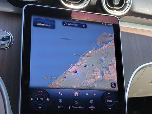 Used 2025 Mercedes-Benz C 300 Sedan image 21