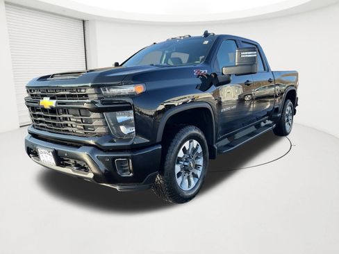 New 2026 Chevrolet Silverado 2500 Custom image 1
