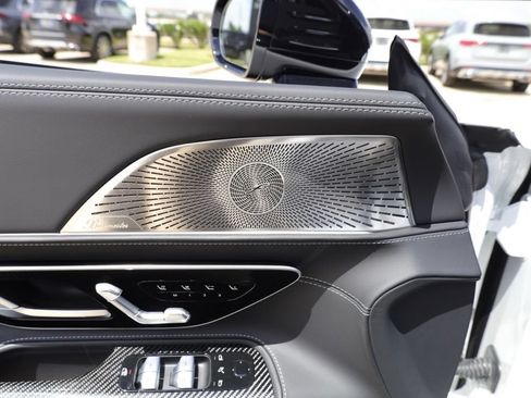 Certified 2022 Mercedes-Benz SL 63 AMG 4MATIC image 35