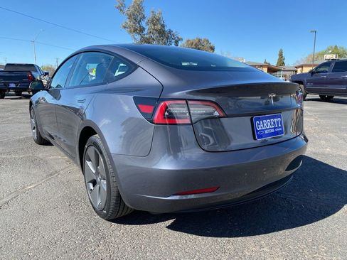 Used 2023 Tesla Model 3 Standard Range image 14