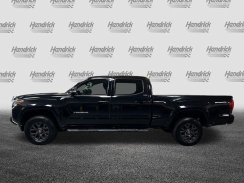 Used 2022 Toyota Tacoma SR5 w/ Technology Package AWD/4WD image 7
