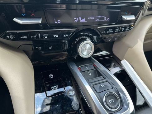 Used 2023 Acura MDX FWD w/ Technology Package image 19