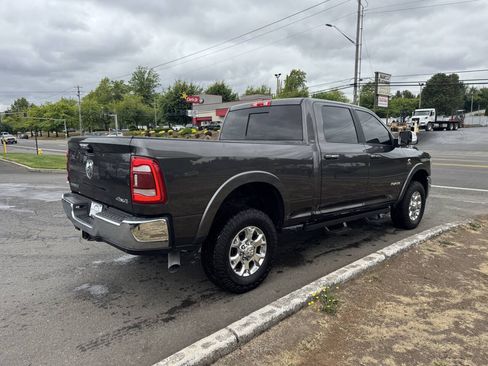 Used 2020 RAM 2500 Laramie AWD/4WD image 3