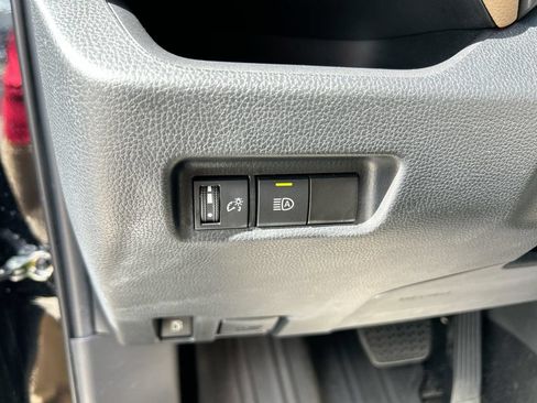 Used 2024 Toyota RAV4 LE AWD/4WD image 13