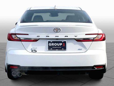 New 2026 Toyota Camry SE image 4
