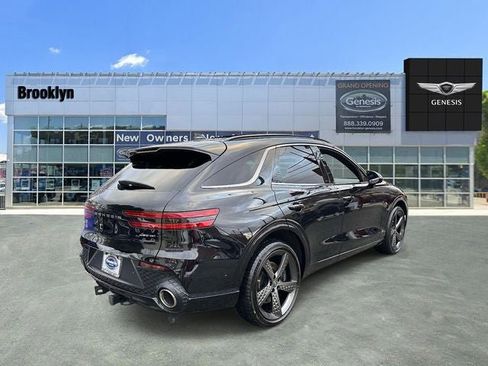 Used 2025 Genesis GV70 3.5T Sport w/ Sport Advanced Package image 4