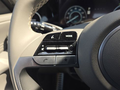 New 2025 Hyundai Elantra SEL image 20