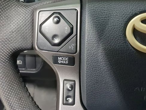 Used 2019 Toyota Tacoma SR5 image 30