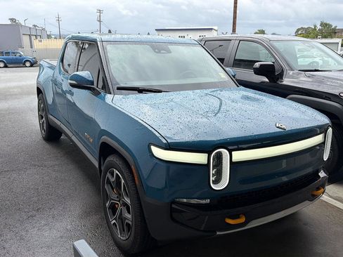 Used 2022 Rivian R1T Launch Edition AWD/4WD image 3