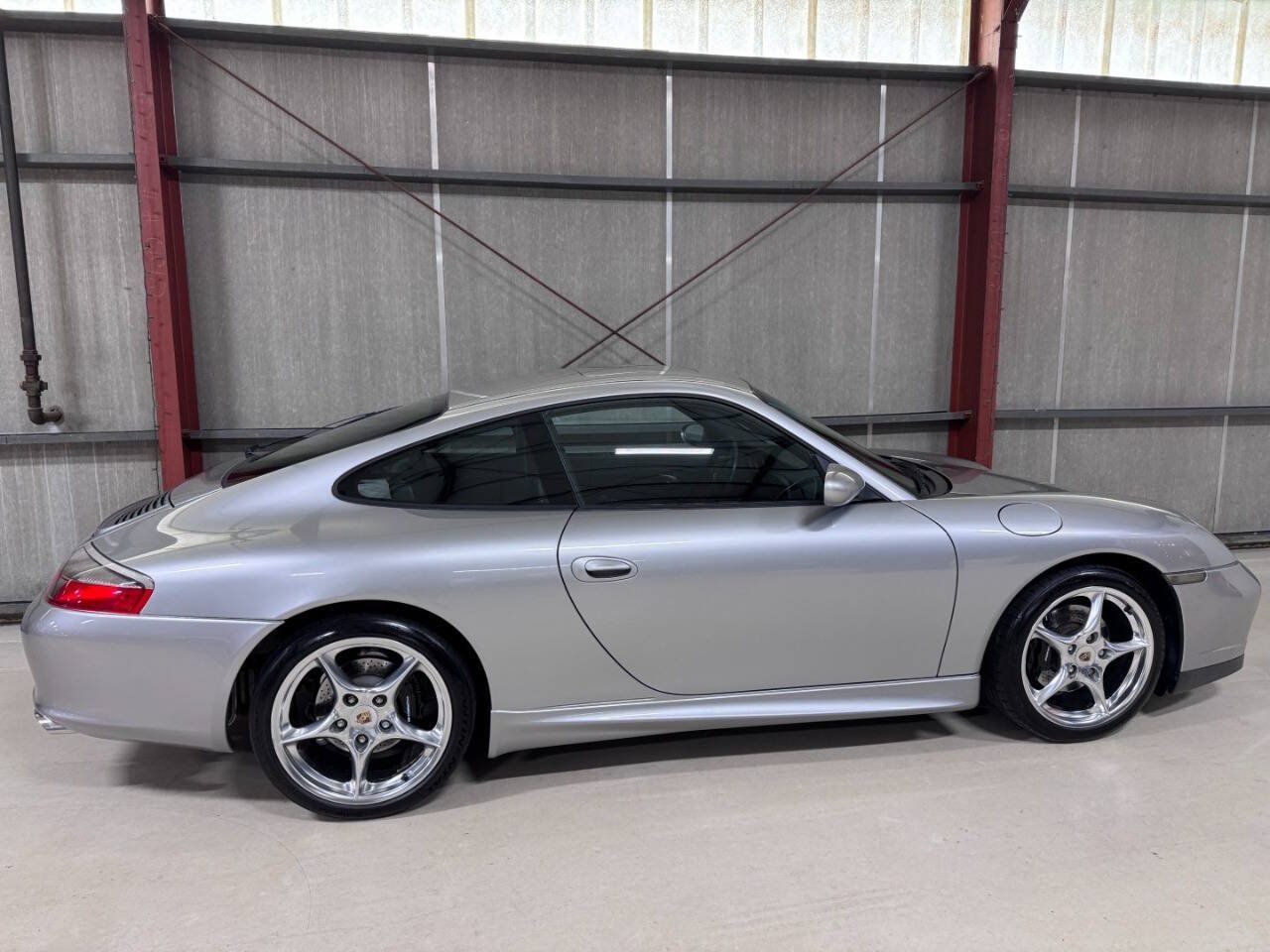 Used 2004 Porsche 911 40th Anniversary RWD image 12
