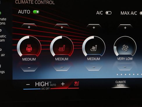 Used 2023 BMW X7 xDrive40i w/ Premium Package image 9