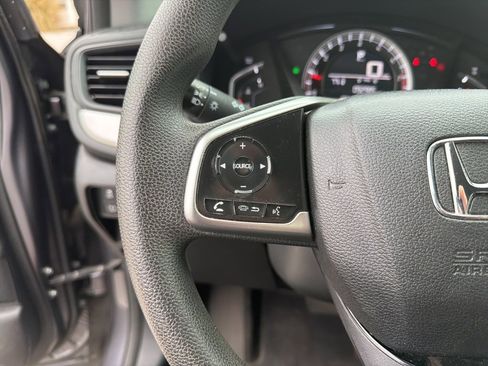 Used 2018 Honda CR-V LX image 17