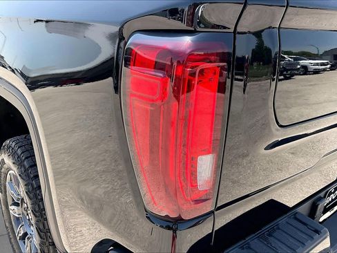Certified 2024 GMC Sierra 1500 AT4 w/ AT4 Premium Package AWD/4WD image 28