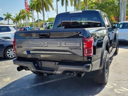 Used 2018 Ford F150 Raptor w/ Equipment Group 802A Luxury AWD/4WD image 3